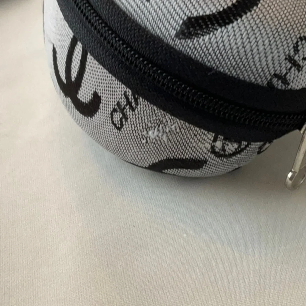 Eyeglass Case - Picture 3 of 6